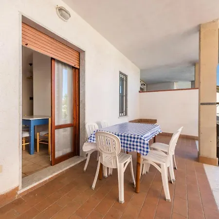 Daniela 2 By Mmega Apartment